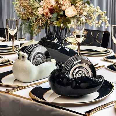 Logotipo personalizado Disposable Salsa de soja y condimento de caracol Plato de comedor Conjunto para la producción