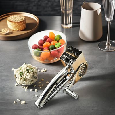 Grater de queso con tambores intercambiables cortador de acero inoxidable de mano