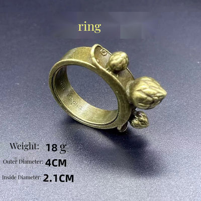 Monkey King Gold Hoop Ring Badge Set de tres piezas para la periferia del juego dentro de Black Myth