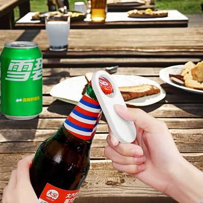 Logotipo personalizable de acero inoxidable abertura de botellas de lata magnética para cocinas domésticas