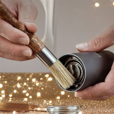 Herramienta de limpieza de plástico portátil sostenible para la máquina de café y el cepillo de broche de molino