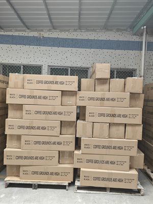 Caja de café de plástico ABS con utensilios cerámicos y metálicos