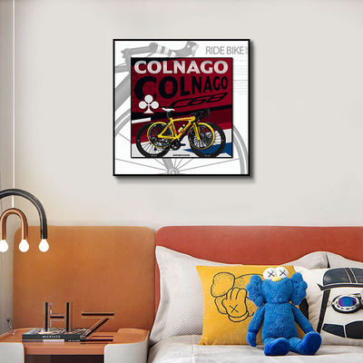Diseño moderno estilo de pintura colgante Modelo de bicicleta de metal a la antigua para decoración