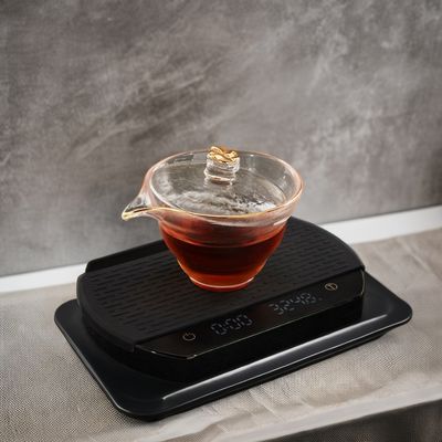 Balanza electrónica de cocina para verter con temporizador de diseño sostenible y fácil de usar