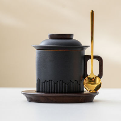 Taza de cerámica de manillar de madera para estilo tradicional japonés. Cabeza de regalo de leche de té espresso.