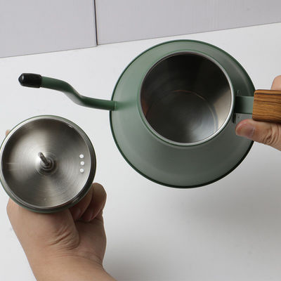 Set de elaboración de café con caldera de cuello de gallina de acero inoxidable en diseño moderno
