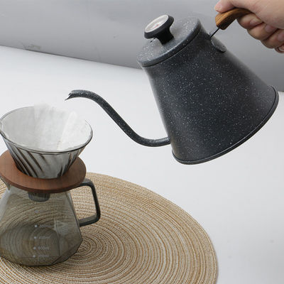 Set de elaboración de café con caldera de cuello de gallina de acero inoxidable en diseño moderno