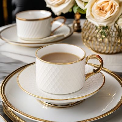 200 ml de cerámica moderna nórdica de copa y platillo de lujo de porcelana de bambú