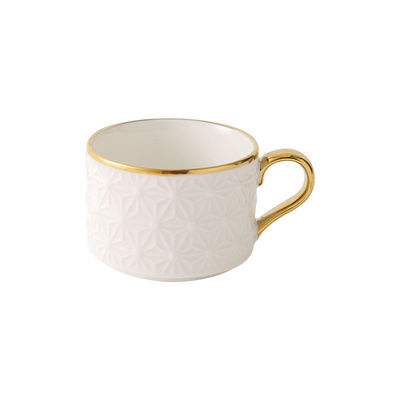 Color personalizado Nórdico Moderno Cerámica Blanco Taza y Platillo Conjunto de huesos Tazas de té Platillos