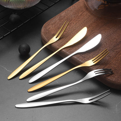 Conjunto de plataformas de acero inoxidable de diseño vintage para hoteles y restaurantes