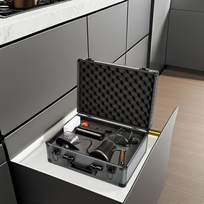 Kit de café elaborado a mano con filtro de papel de filtro de olla y escala de diseño vintage moderno