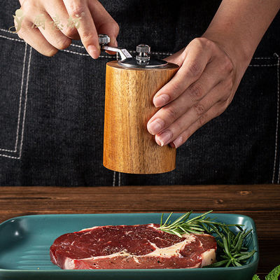 Logotipo personalizado Molino de semillas de lino doméstico y molino de pimienta giratorio manual recargable