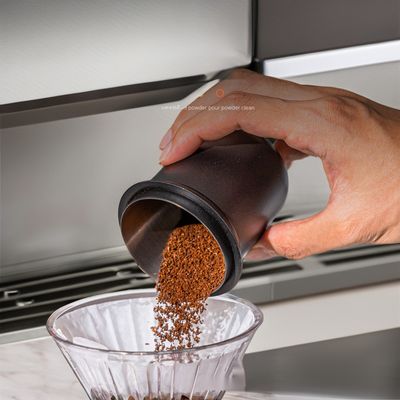 Taza de polvo invertida tallada de plástico de PP para máquinas de espresso universales Diseño moderno