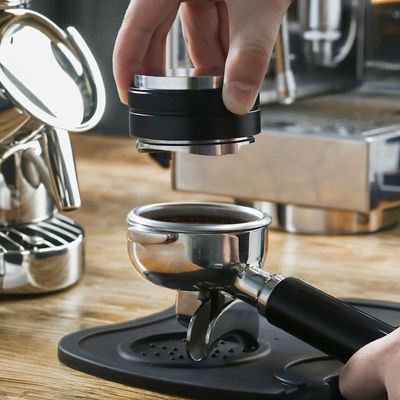 Conjunto de manipulador de granos de café de acero inoxidable 51 mm Herramienta de nivelación para el hogar / café con doble cabeza