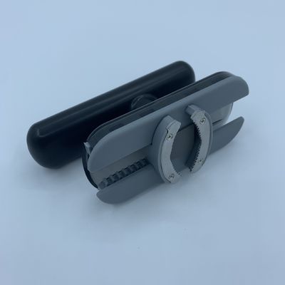 Accesorio de herramientas de cocina de acero inoxidable 12.7*5*7.1CM Abridor de lata para botellas y frascos de vino
