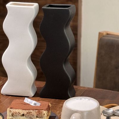 Decoración de la mesa de comedor del cielo estrellado Vaso cerámico blanco moderno y elegante para la decoración del hogar
