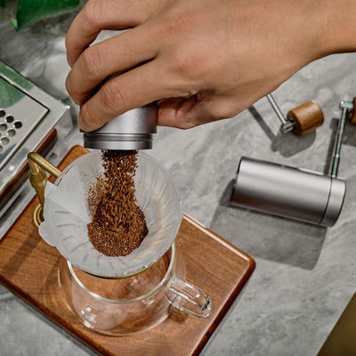 10 dólares Mini de acero inoxidable máquina de café manual moler su café a la perfección