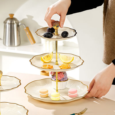 Toque romántico Placa de cerámica de 3 niveles Postres blancos Estand para suministros de la fiesta de Navidad