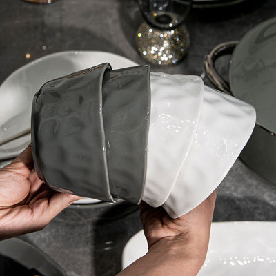 Conjunto de vajilla de cerámica de estilo europeo contemporáneo y elegante