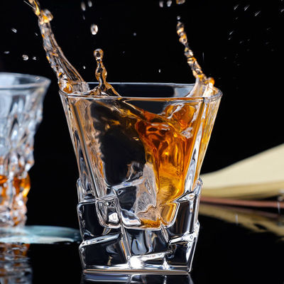 Bar Vodka Vino Espiritos Whiskey Shot Vidrio con textura clásica clara y Cristal Diamond Rock Copa de vidrio creativo