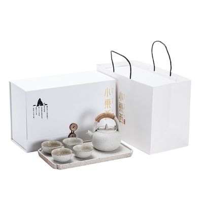 Conjunto de té de Kung Fu de porcelana japonesa Moderno Tequillera de manija en bucle con caja de regalo