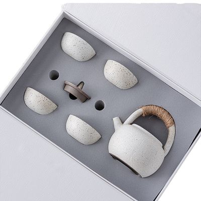 Conjunto de té de Kung Fu de porcelana japonesa Moderno Tequillera de manija en bucle con caja de regalo