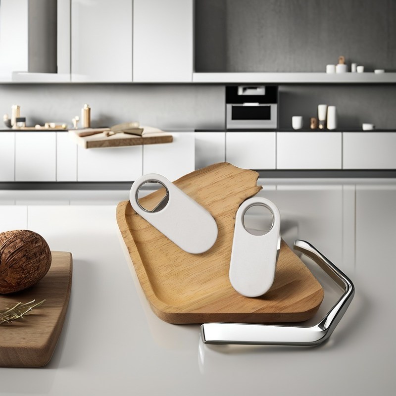 Abridor de botellas de acero inoxidable de color magnético personalizado para el hogar y el restaurante