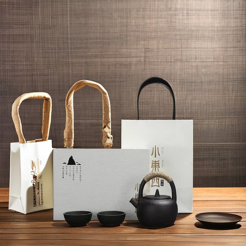 Conjunto de tazas y platillos de cerámica con patrón chino impreso perfecto para café, leche y té.